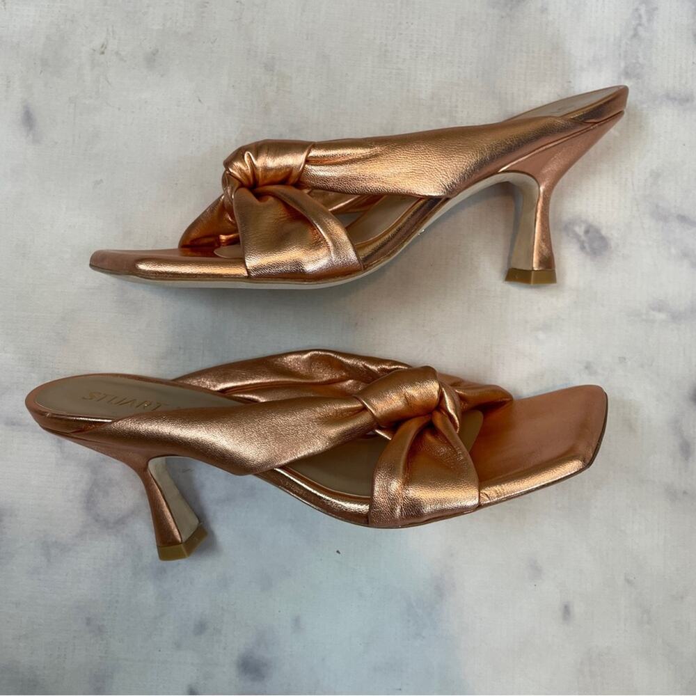 Stuart Weitzman Playa Metallic Knot Sandals Kitten Heel Mules Sz 7 - Picture 10 of 11